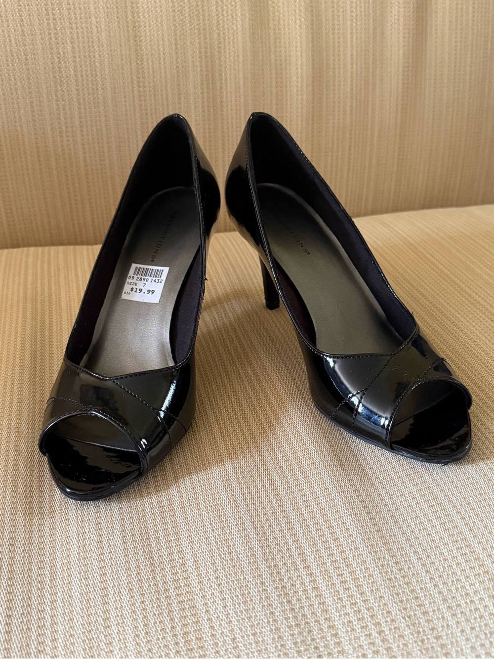 NWT Predictions Black Patent Peep-Toe Heels